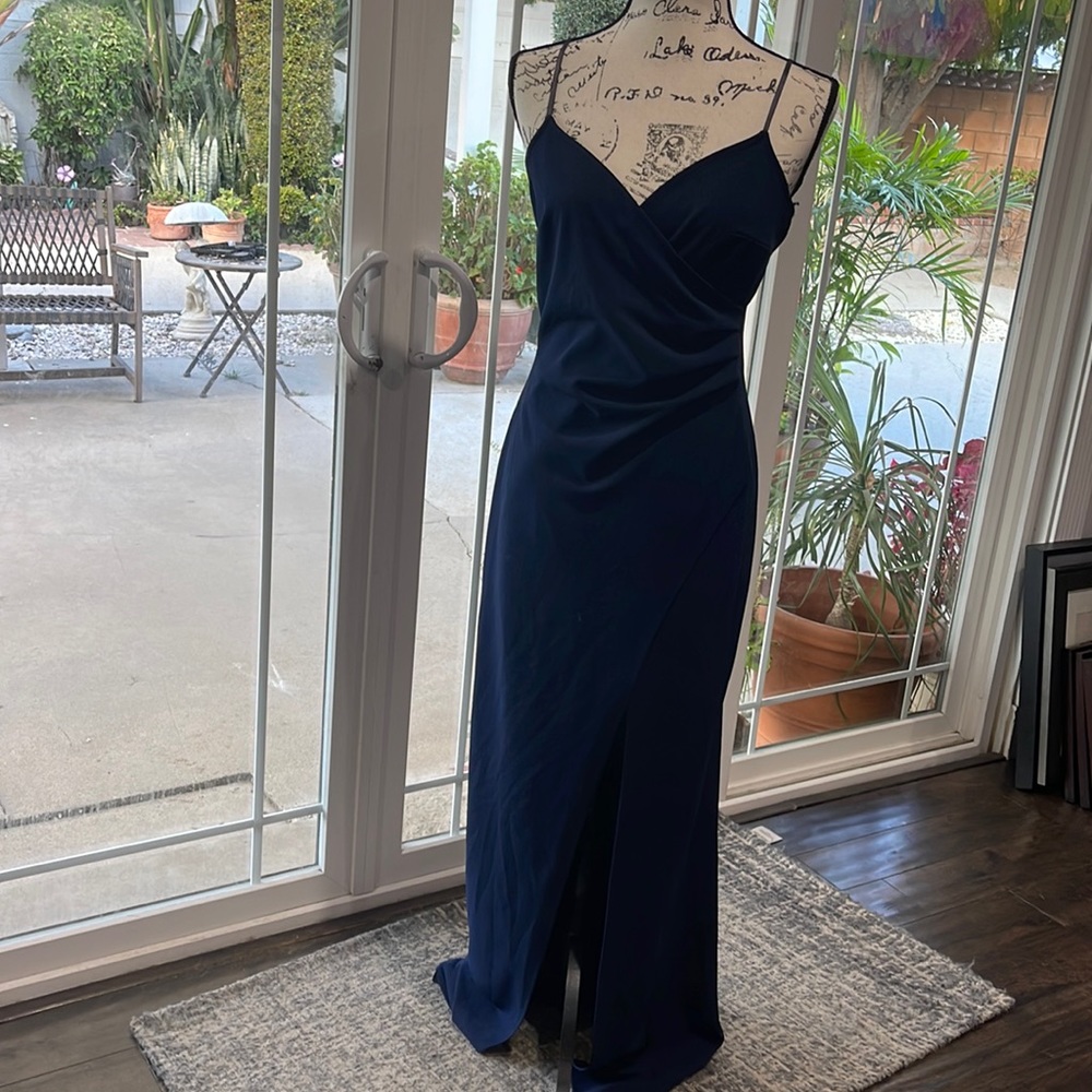 Navy blue strap dress size L. Perfect for bridesmaids, prom or special occasion